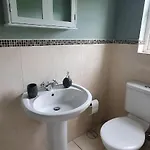 Tully View House *