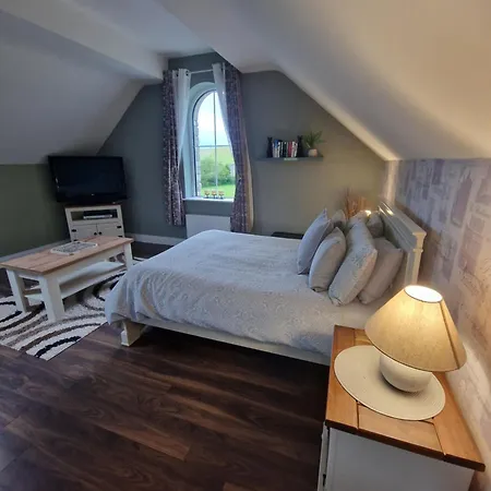 Semesterbostad Tully View House *